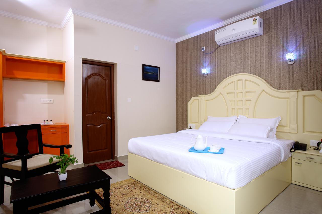 Clirind Resort Athirappilly Extérieur photo