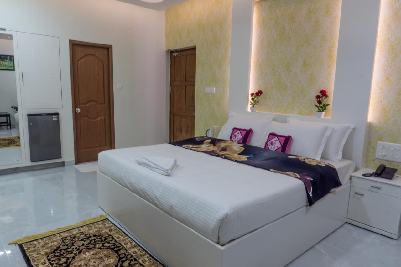 Clirind Resort Athirappilly Extérieur photo